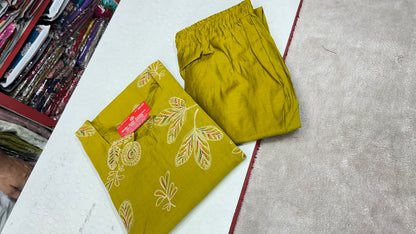 💯 premium quality 
Gadwal cotton febric set
With digital design 
Pant with