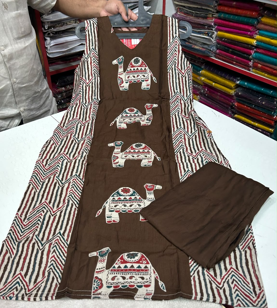 💯 premium quality  Gadwal cotton febric  Office wear set With kalamkari design